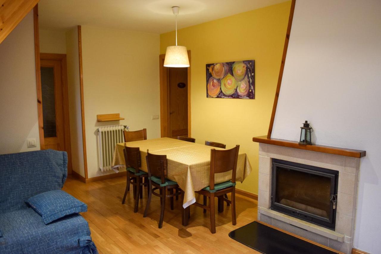 Duplex Con Vistas En Benasqueアパートメント エクステリア 写真
