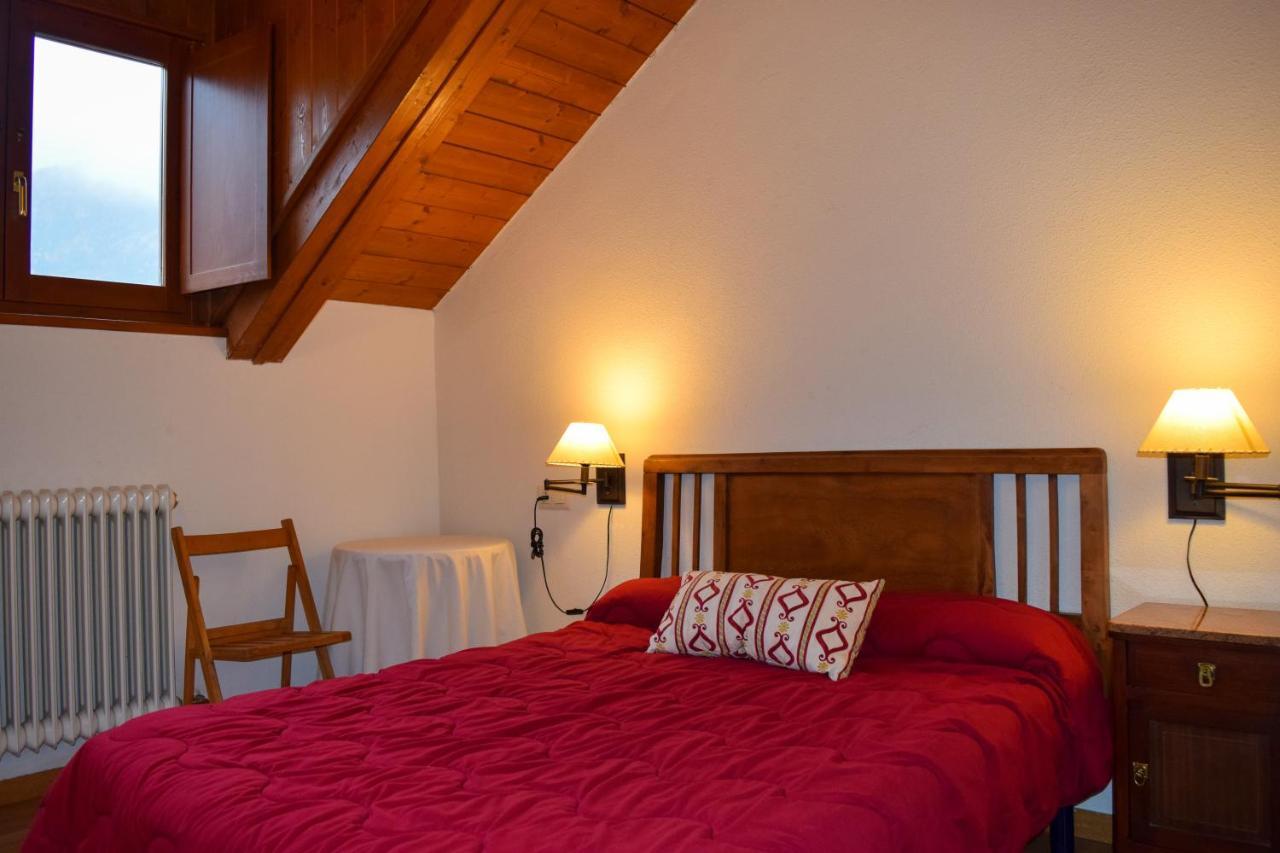 Duplex Con Vistas En Benasqueアパートメント エクステリア 写真